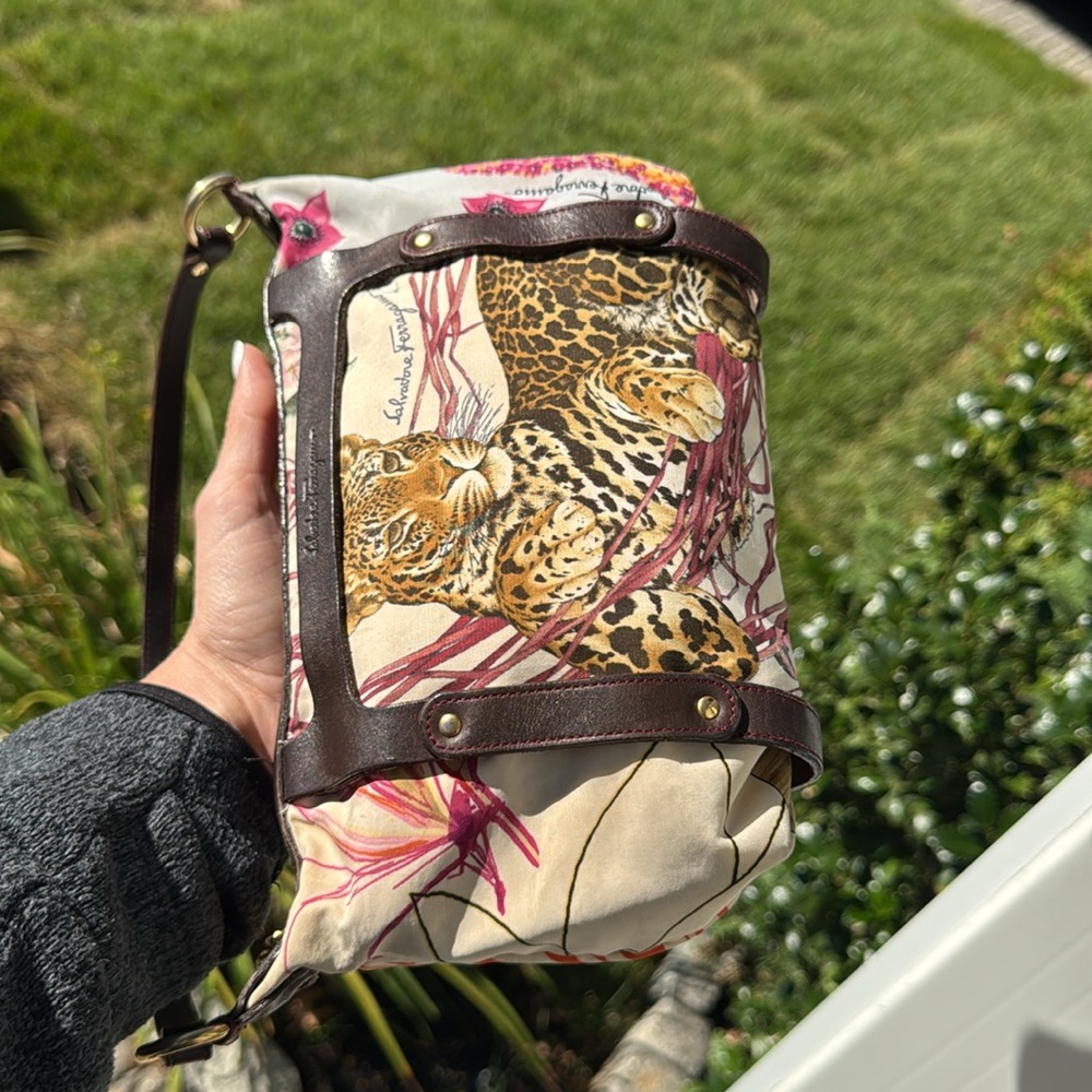 Salvatore Ferragamo Leopard Jungle Shoulder Bag - Picture 12 of 12
